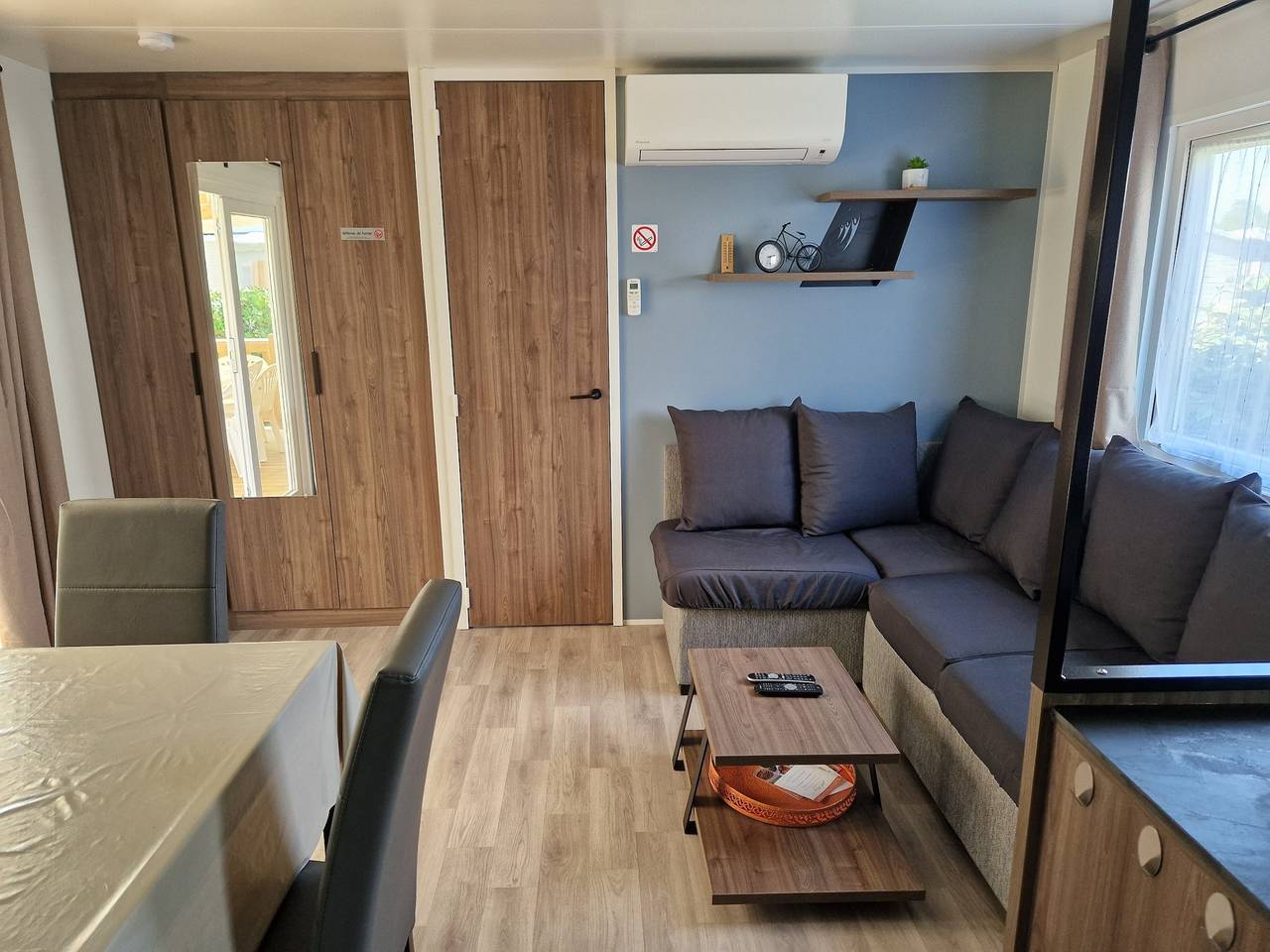 Mobilehome Familial et moderne avec piscine partagée in Gastes, Côte d’Argent