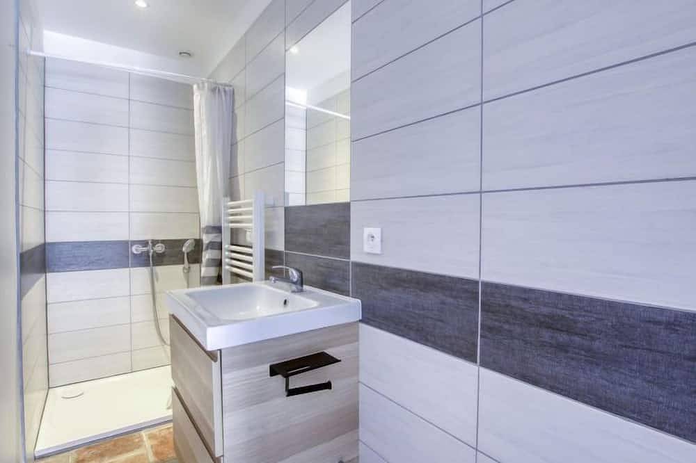 Entire apartment, La Mirapelle 2 by Interhome in Le Beausset, Toulon region