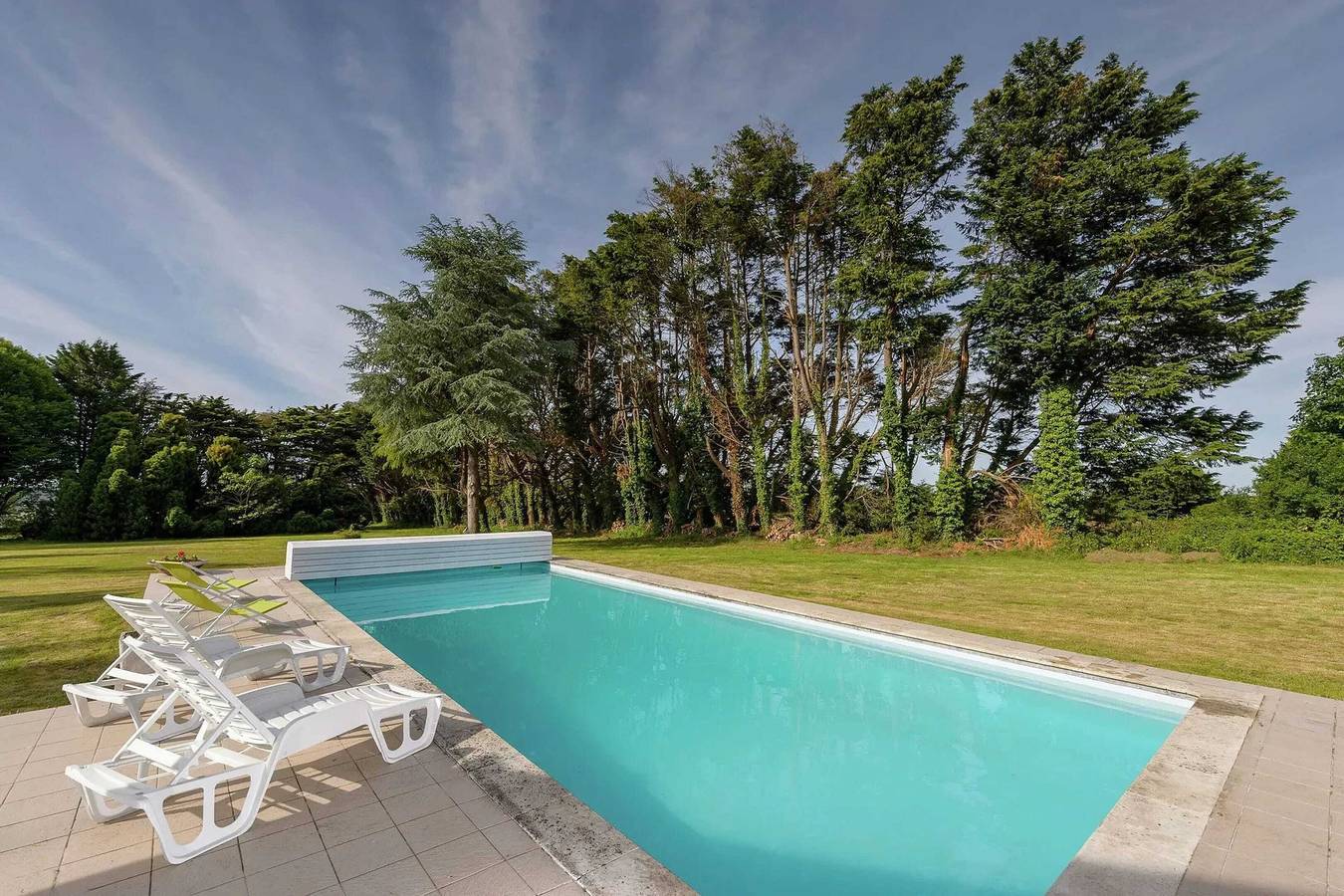 Villa spacieuse à Concarneau avec piscine privée in Concarneau, Région de Quimper