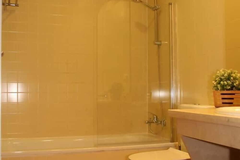 Apartamento entero, Fabuloso apartamento  10 min del centro de Sevilla in Bormujos, Provincia de Sevilla