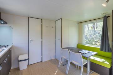 Camping pour 6 Personnes dans Bouzic, Périgord Noir, Photo 4