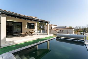 Villa 'Sérénity 10 Pers Maxi' avec Wifi, piscine privée, terrasse privée et climatisation