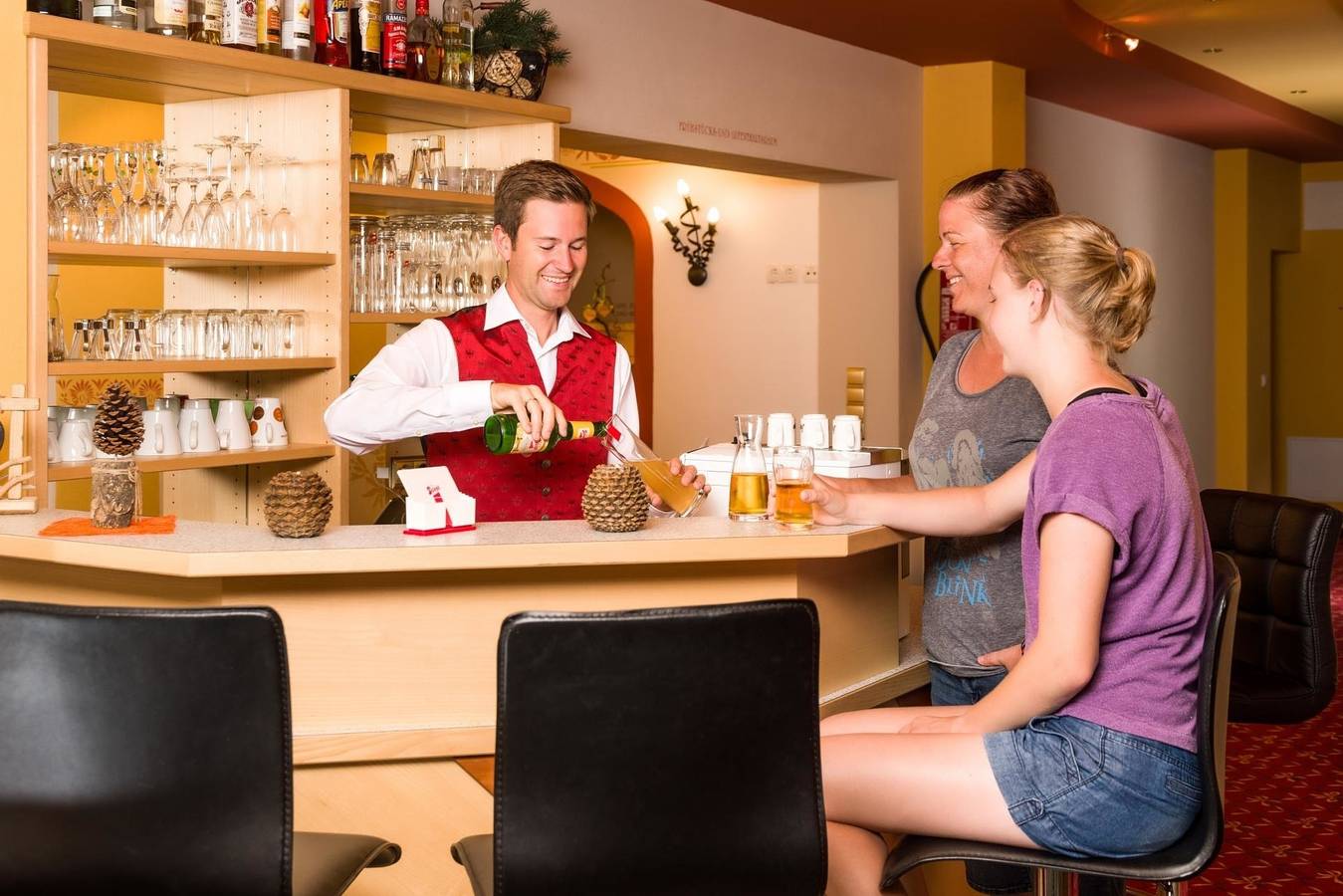 Ganze Ferienwohnung, 4 Sterne Appartementhotel Zugspitzhof - Appartement mit 2 Schlafzimmer in Ehrwald, Ammergauer Alpen (Österreich)