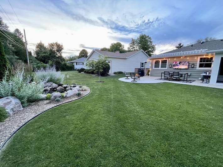 Vacation rental for 8 people, with yard in Madison