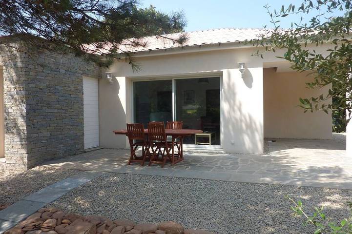 Chalet para 6 personas, con terraza y jardín - 1