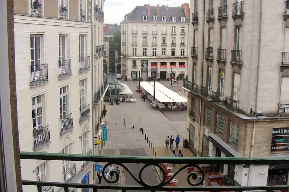 Apartamento entero, 50m2, modern, 1 bedroom king size bed, teleworking, flexible arrival/departure in Nantes, Nantes region