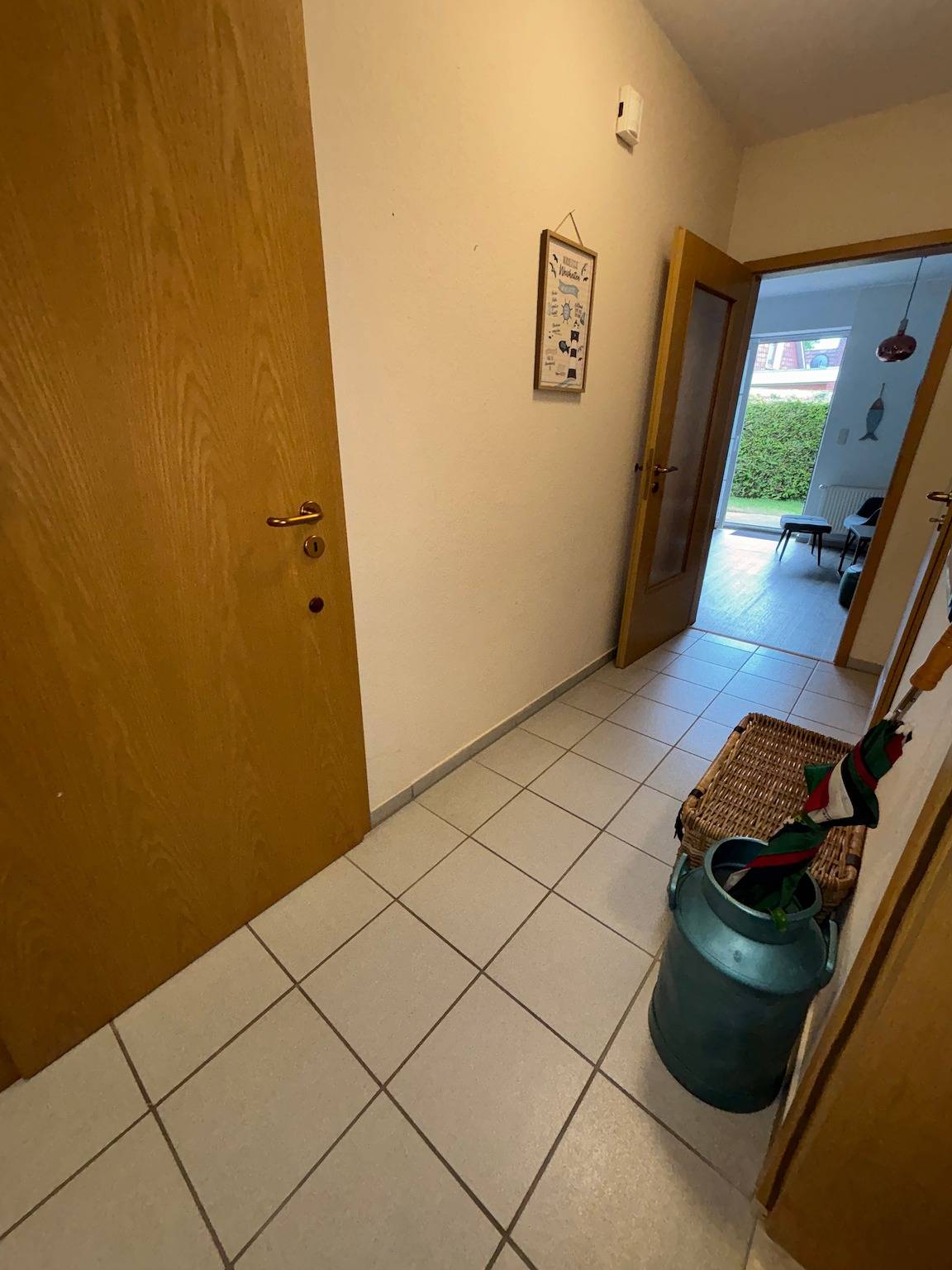 Ganze Wohnung, Ferienwohnung 'Charly' mit sonniger Terrasse & kleinem Garten in Carolinensiel-Harlesiel, Wittmund