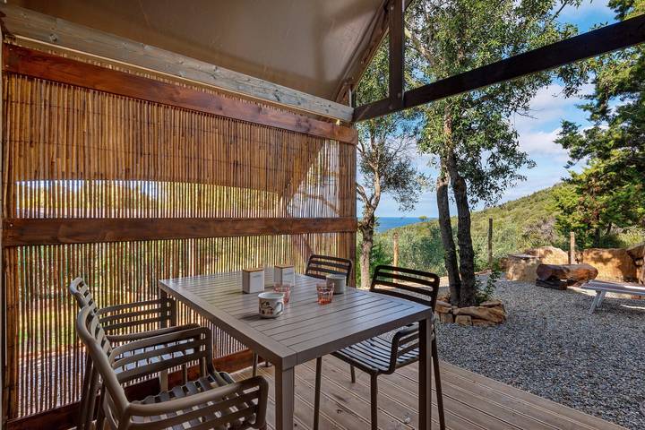 Glamping Tenda vista mare con aria condizionata, Isola d'Elba in Cavo, Rio