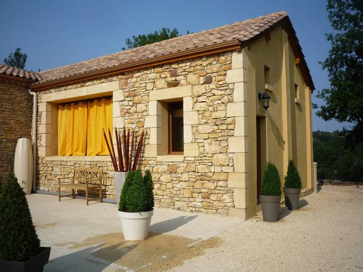 Gîte pour 5 personnes, avec piscine, animaux acceptés à Salles-de-Belvès