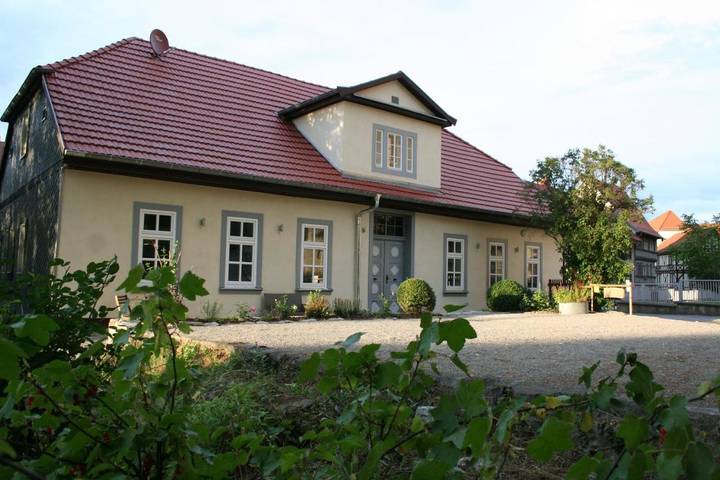 BnB für 3 Personen, mit Terrasse und Garten sowie Ausblick in Thüringen