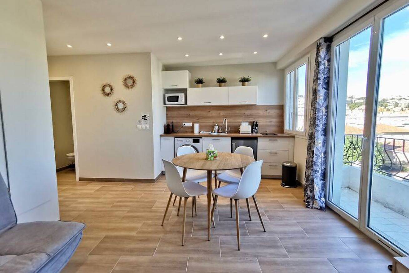 Hel leilighet, Bash 11 by Booking Guys in Nice, Niceregionen