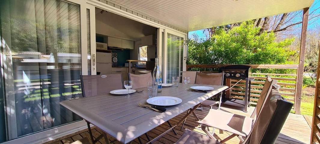 Camping pour 4 personnes, avec piscine et terrasse à Ruoms - 3