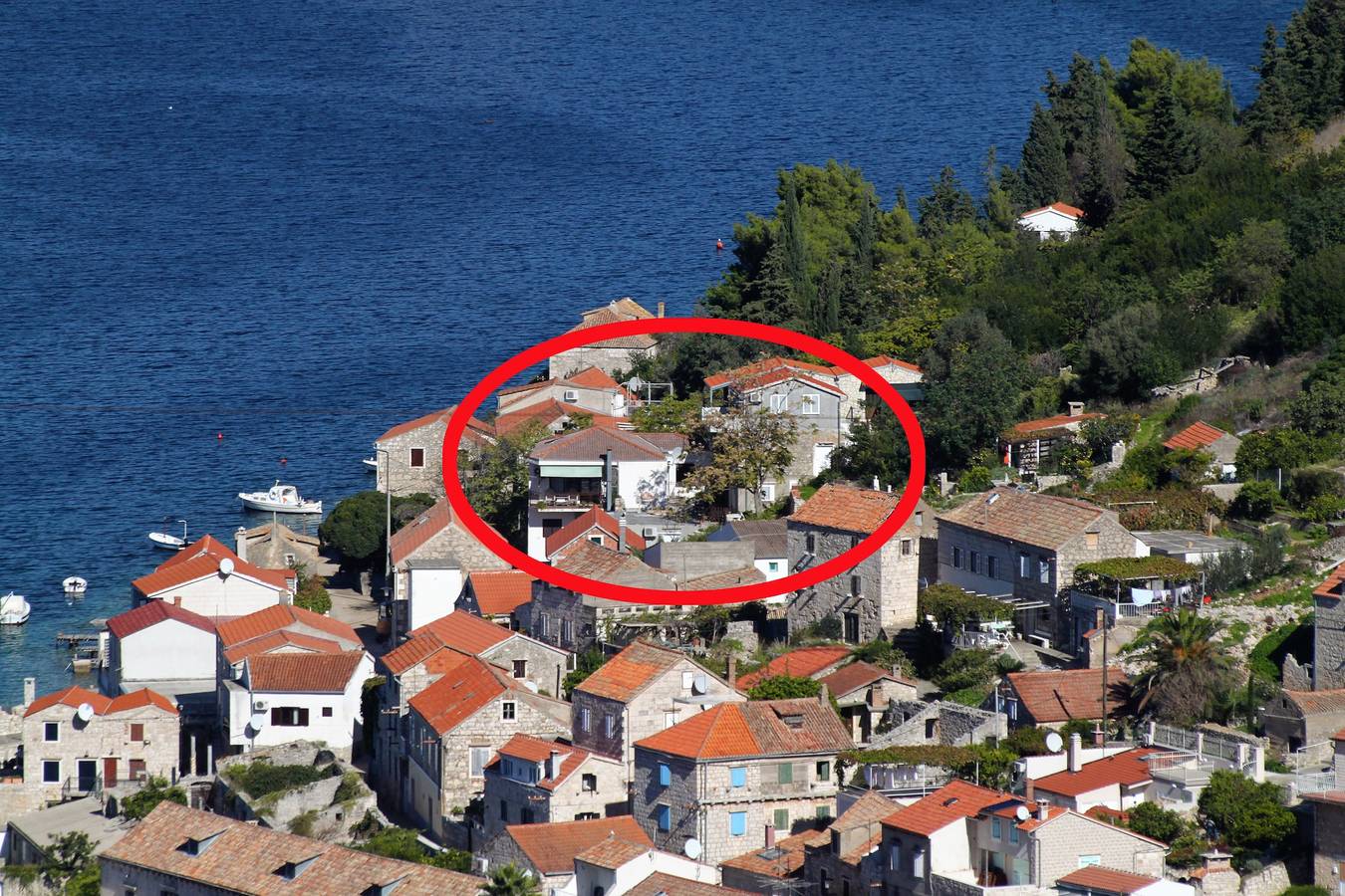 Ganze Wohnung, 2-Zimmer-Ferienwohnung mit Klima Vis A-8526-a in Vis Stadt, Vis