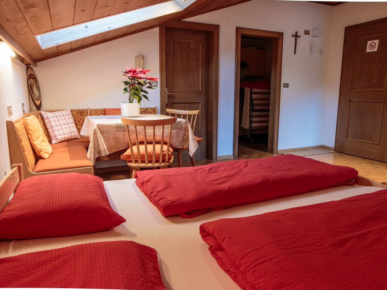 Ganze Wohnung, Mit privatem Balkon in St. Ulrich in Gröden, Dolomiti Superski