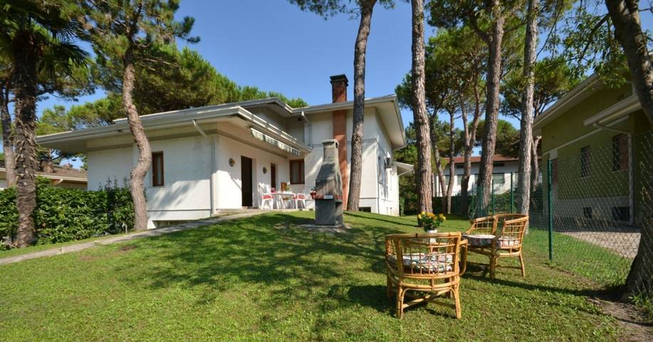 Villa für 8 Personen, mit Garten und Ausblick, mit Haustier in Lignano Sabbiadoro