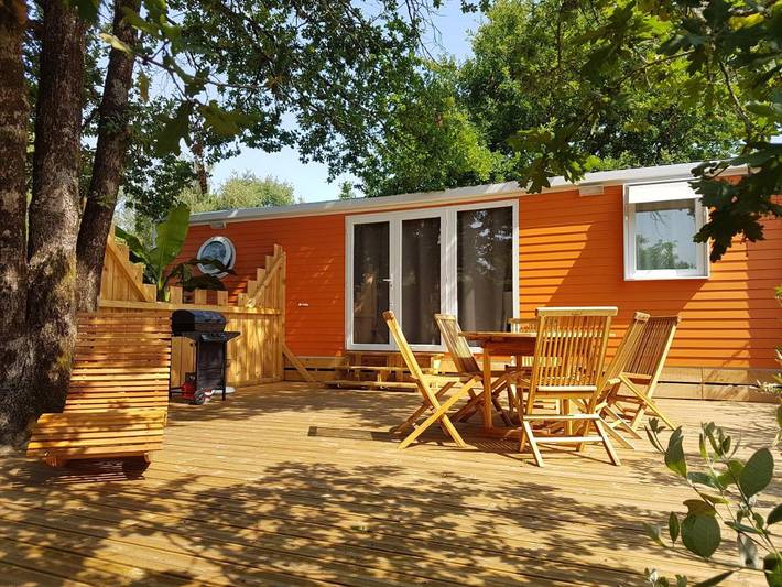 Camping pour 4 personnes, avec piscine ainsi que jacuzzi et jardin au Bassin d'Arcachon - 2