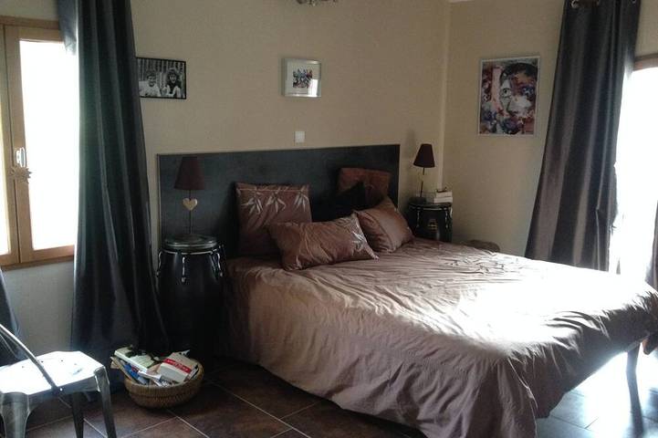 Location de vacances pour 8 personnes, avec jardin et terrasse à Venelles - 2