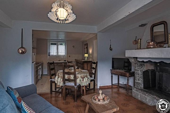 Gîte pour 4 personnes, avec jardin, animaux acceptés à Arcizans-Dessus - 3