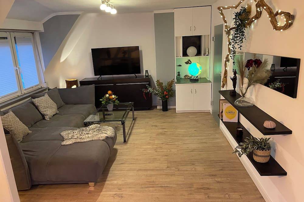 Ganze Wohnung, Komfortable Wohnung mit Balkon und Gartenblick. in Hungen, Vogelsberg Region