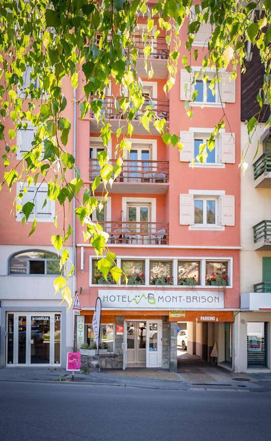 Double Room with Shower in Briançon, Serre Chevalier