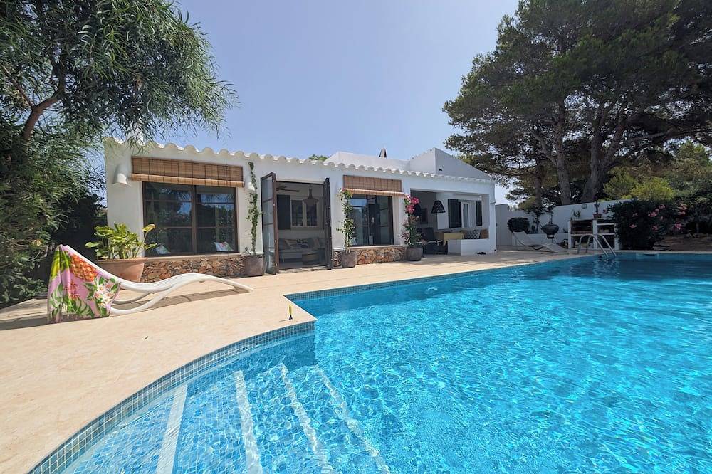 Amazing villa near the beach in Binibeca, Sant Lluís