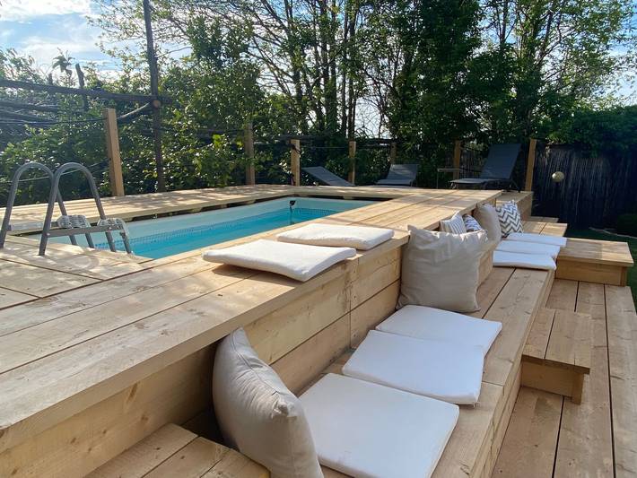 Casa vacanza per 10 persone, con vista oceano e terrazza nonché giardino, con animali domestici a Sant'Agata sui Due Golfi