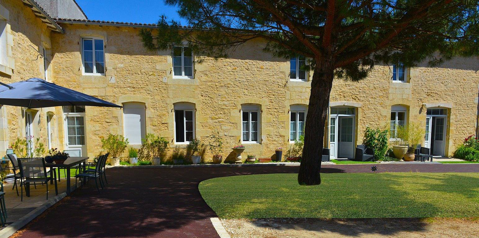 Jardin d'Arcy - Basquaise in Bois (homonymie), Région de Jonzac