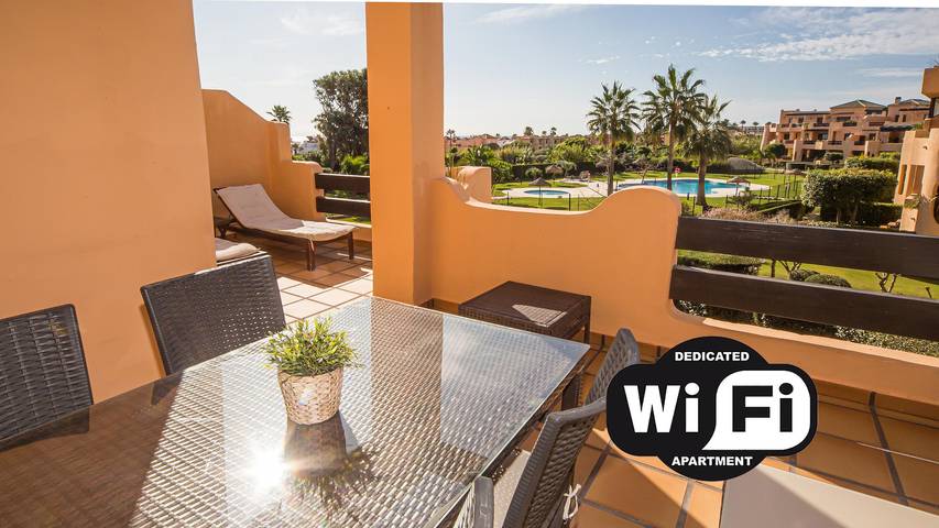 Apartamento de vacaciones para 4 personas, con piscina y balcón - 1