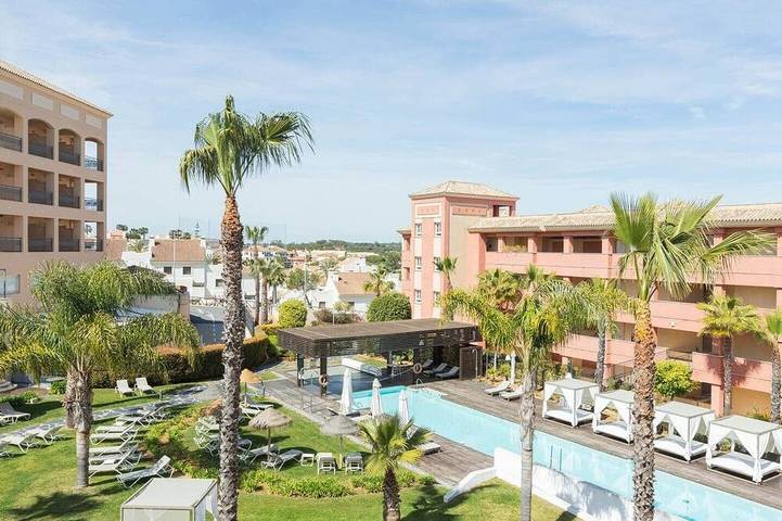 Appartamento vacanze per 4 persone, con idromassaggio e giardino nonché piscina e sauna - 1