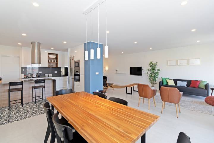 Holiday rental for 8 people, with balcony in Valencia