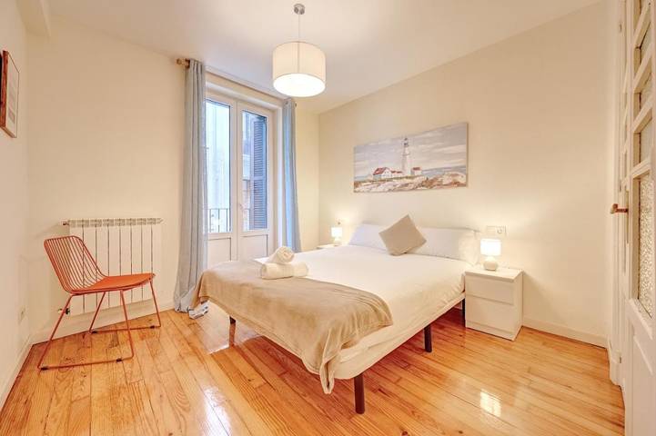 Ferienwohnung für 9 Personen, mit Balkon - 1