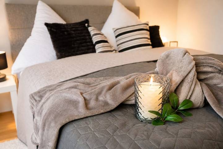 Ganze Wohnung, Penthouse am Dom, Altstadt, 4 Dachterrassen, Selfcheck 24/7, bis zu 6 Personen in Paderborn, Kreis Paderborn