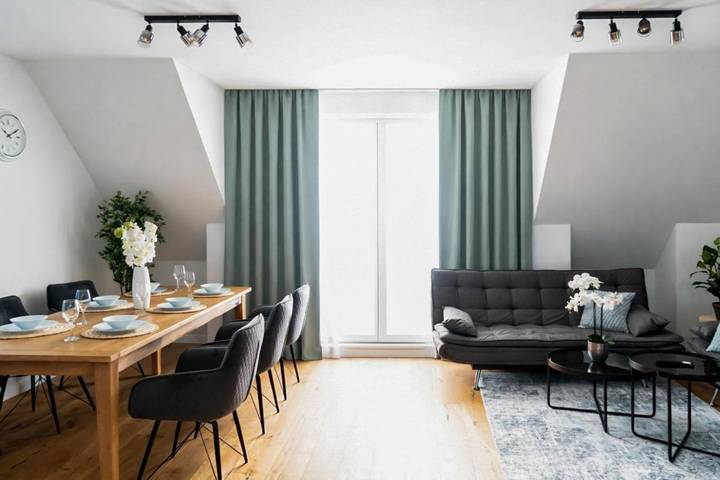 Ferienwohnung für 6 Personen, mit Balkon und Terrasse sowie Ausblick in Stockelsdorf