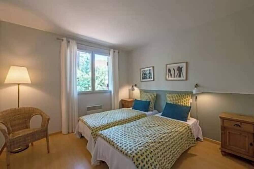 Villa Les Pins a stone's throw from the beach in Pyla-sur-Mer, La Teste-de-Buch