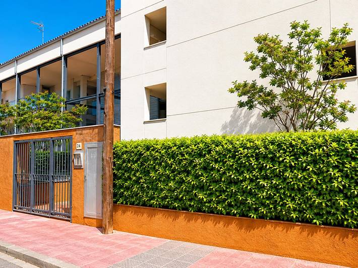 Gîte pour 6 personnes, avec Balcon et Terrasse ainsi que Jardin et Piscine dans San Juan De Palamos - 3