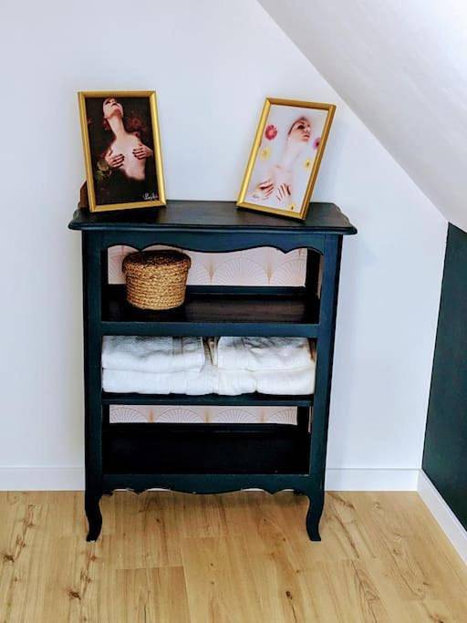 Location de vacances pour 2 personnes, avec terrasse ainsi que sauna et vue à Plœuc-sur-Lié - 3