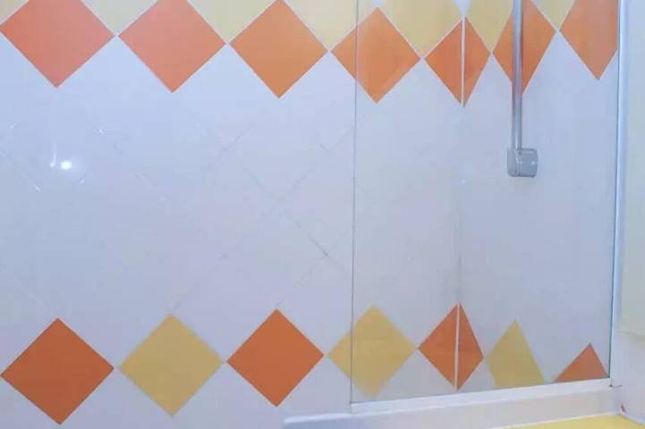 Gîte pour 4 personnes, avec balcon, animaux acceptés dans Plage Beau Rivage Saint Raphael - 3