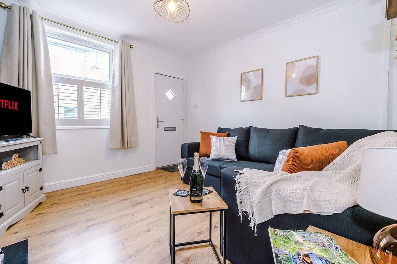 New  Stylish home  city centre location  sleeps 6 in Chester, Cheshire West and Chester