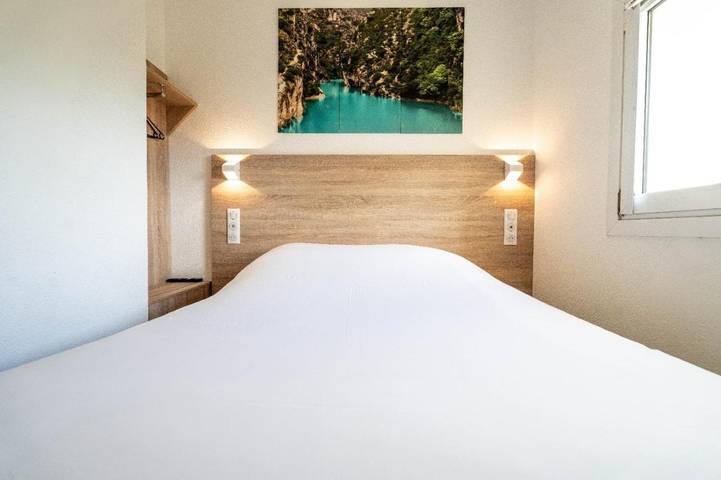 Hôtel pour 3 personnes, avec terrasse, animaux acceptés à Brignoles - 3