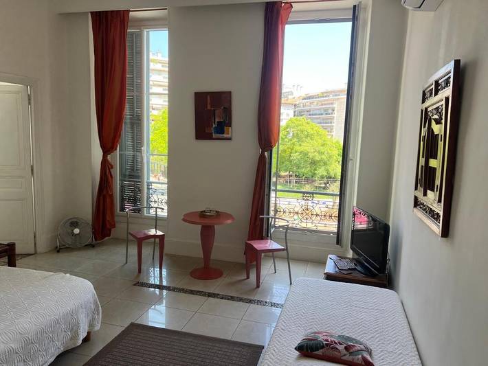 Chambre d’hôte pour 3 personnes, avec Terrasse et Vue à Nice - 3