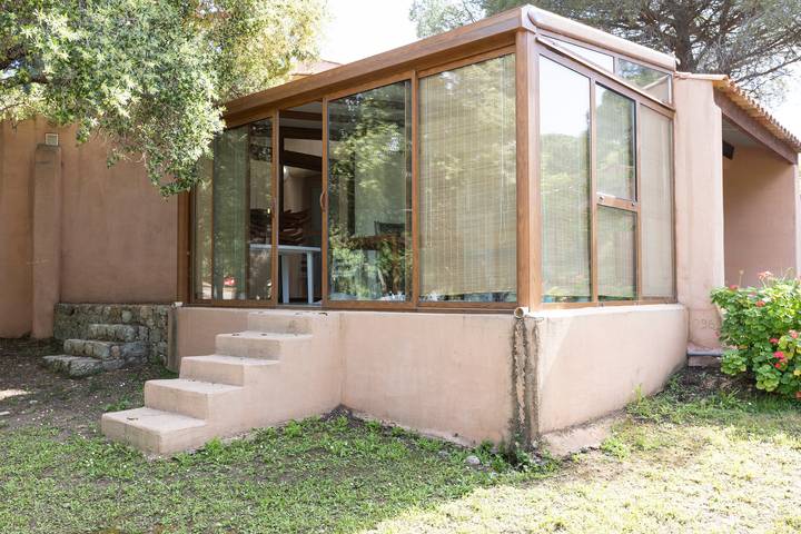 Location de vacances pour 5 personnes, avec bassin pour enfant ainsi que sauna et jardin, animaux acceptés dans Plage de l'Ostriconi