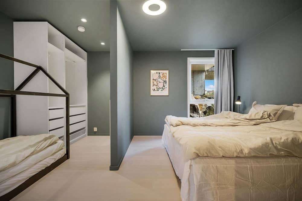 Villa by the beach, 10 min from city center. in Bergen, Vestland