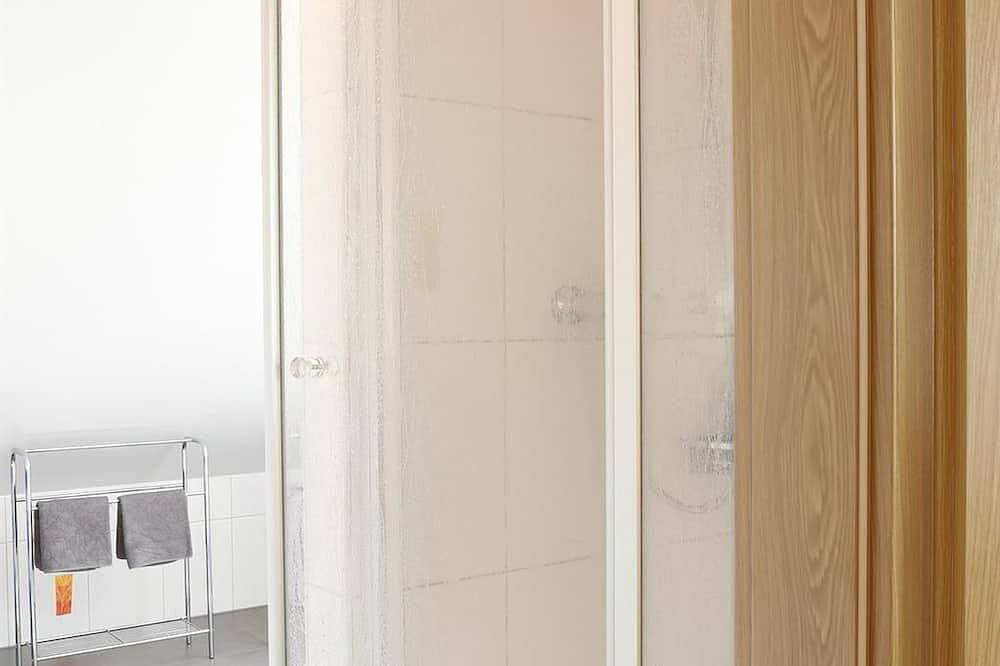 Entire apartment, Ferienwohnung 2 mit 1 Schlafraum - Private Ferienwohnungen in Fürth bei Nürnberg in Fürth, Franconia