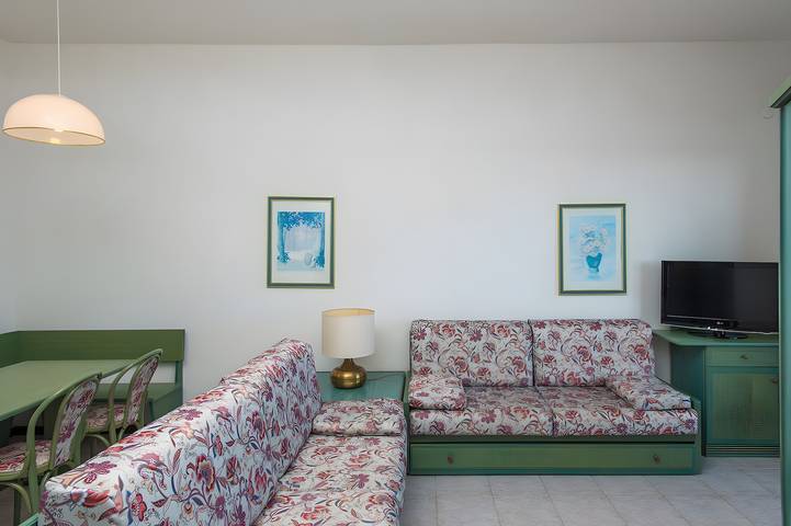 Holiday apartment for 6 people, with garden and balcony, with pets - 1