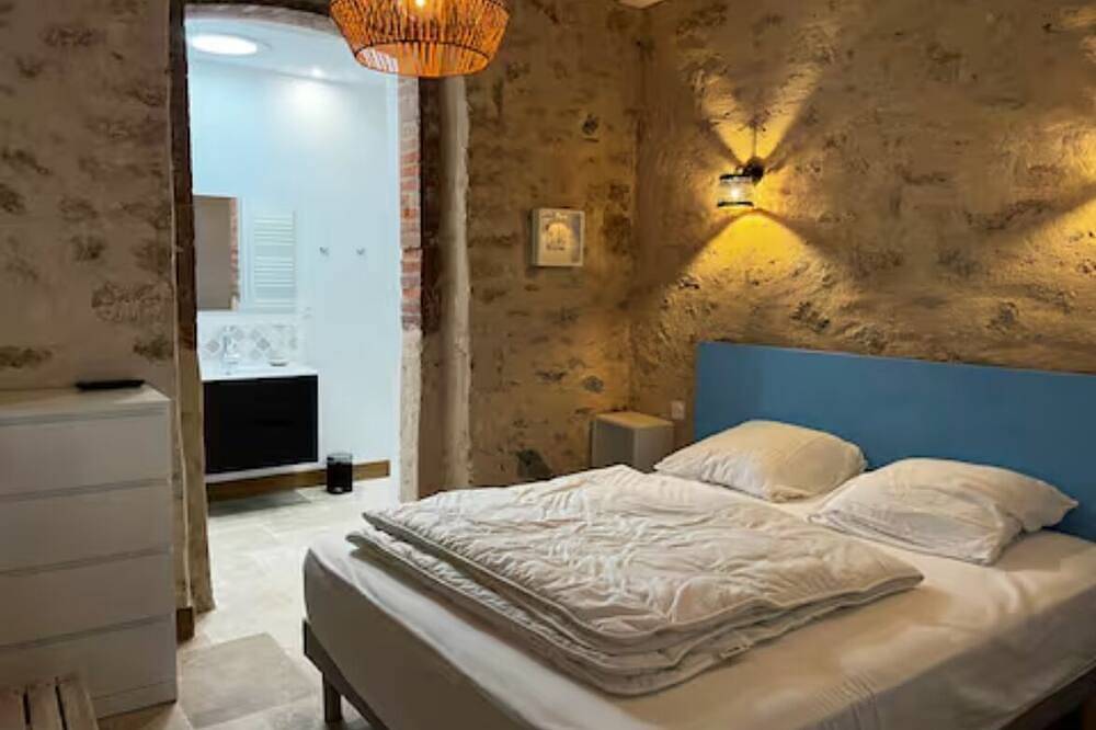 Maison 12 Pers, à 1 mn à Pied du Port, des Restaurants et de la mer in Saint-Vaast-la-Hougue, Cherbourg region