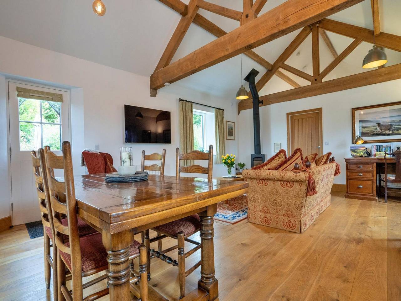 Romantic Cottage with Whirlpool in Winster, Derbyshire