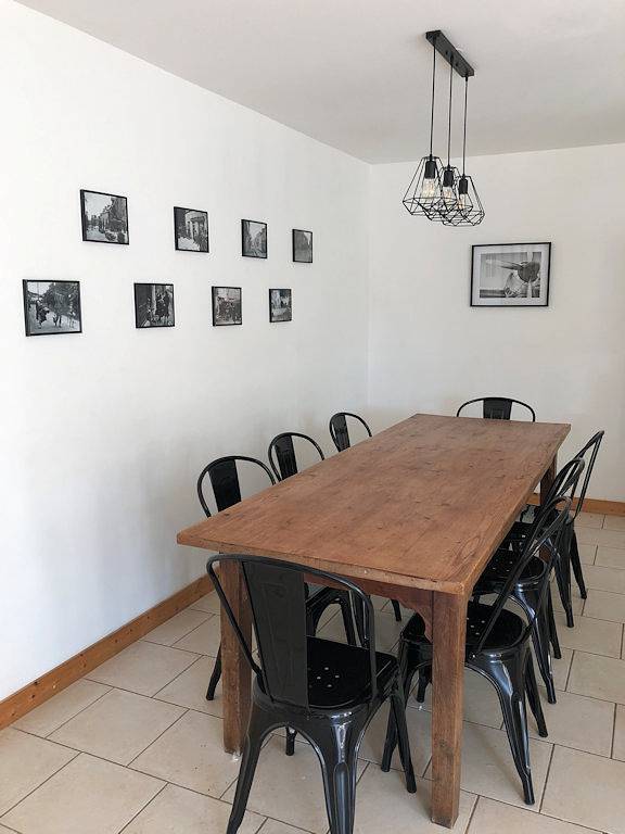 Gîte pour 6 personnes, avec terrasse ainsi que piscine et jardin à Sainte-Mère-Église - 4