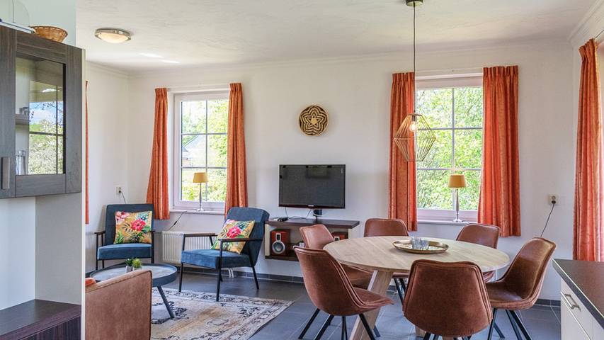 Ferienhaus für 6 Personen, mit Garten und Sauna