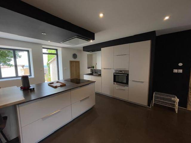 Family Room with Terrace in Val-Revermont, Jura Francais