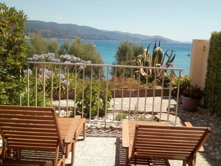 Gîte pour 4 personnes, avec terrasse dans Port de Bormes les Mimosas
